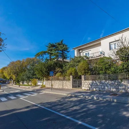 Drago Apartment Novi Vinodolski