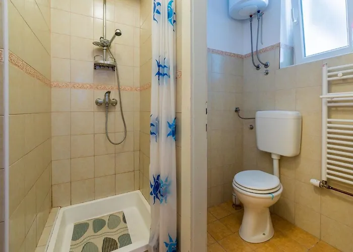 Drago Lägenhet Novi Vinodolski